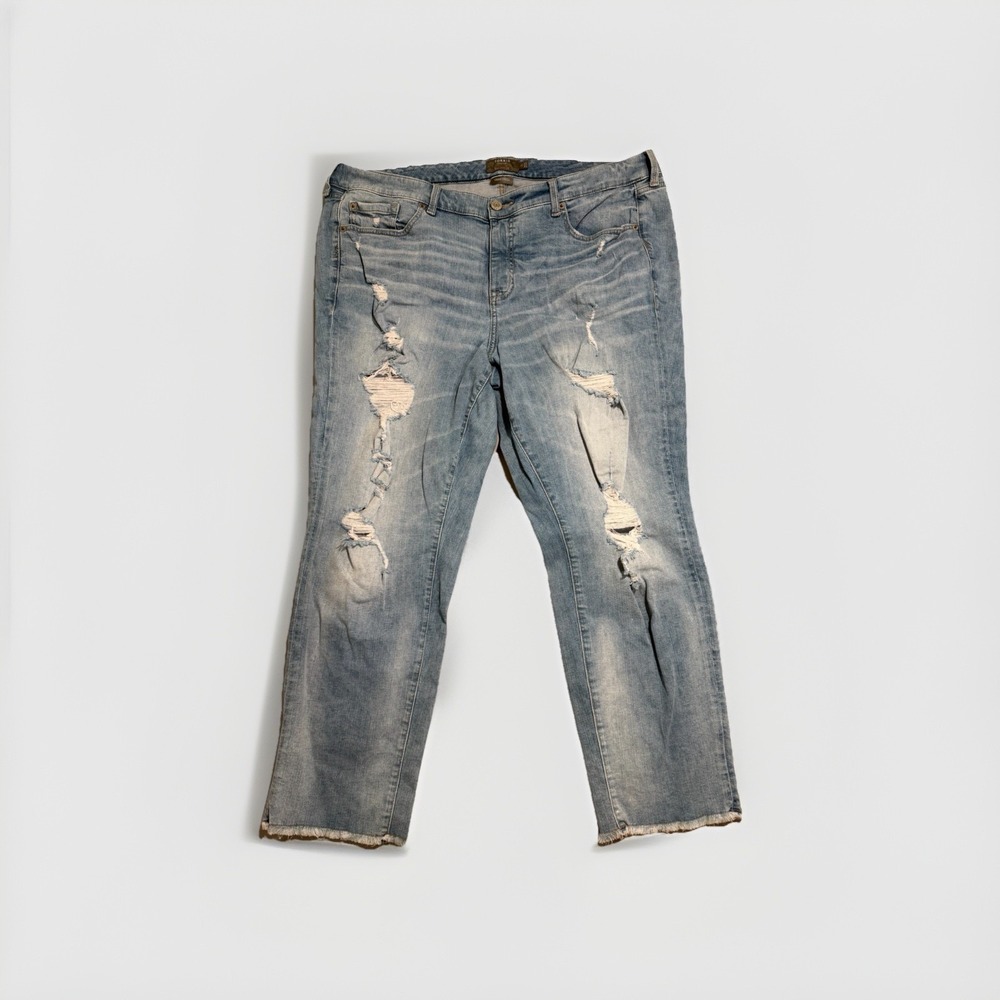 Torrid vintage stretch crop boyfriend distressed jeans, women's 20